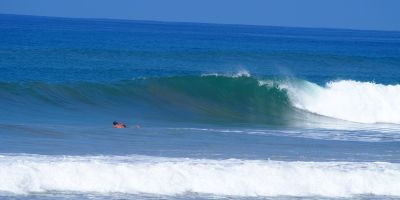 ¡Surfeando olas épicas en Santa Teresa y Malpaís!
